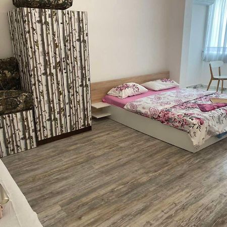 Апартамент Лозенград Varna Bagian luar foto